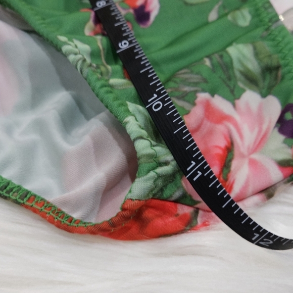 Motel Rocks ✦ Vintage Tropical Floral Bikini Set ✦ Push-Up Halter Top High-Waist - Picture 13 of 17